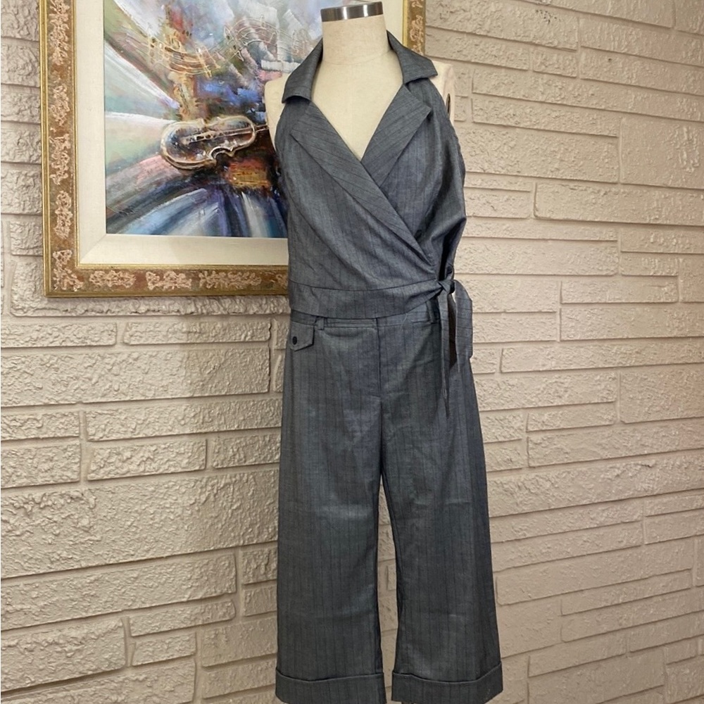 Spring Street Pin Striped 2Pc Halter Style Vest Capri Pants Suit